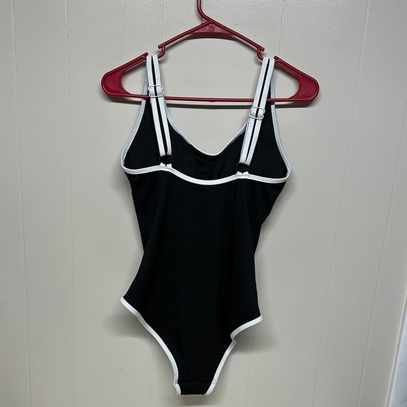 NWT BMJL Black and White One Piece Swimsuit with High-Cut Legs - Picture 4 of 9